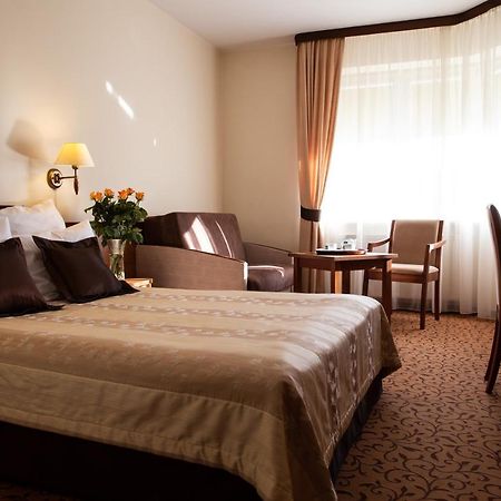 Hotel Panorama Ostrowiec Świętokrzyski Dış mekan fotoğraf