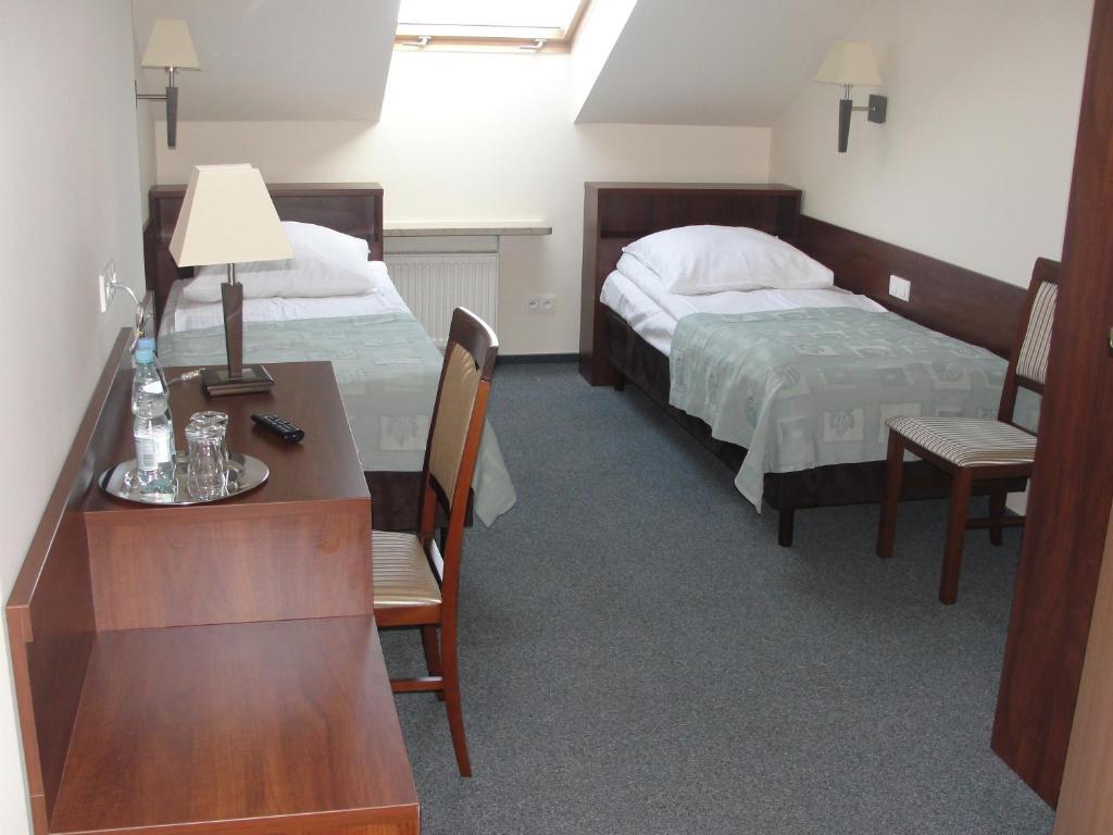 Hotel Panorama Ostrowiec Świętokrzyski Oda fotoğraf