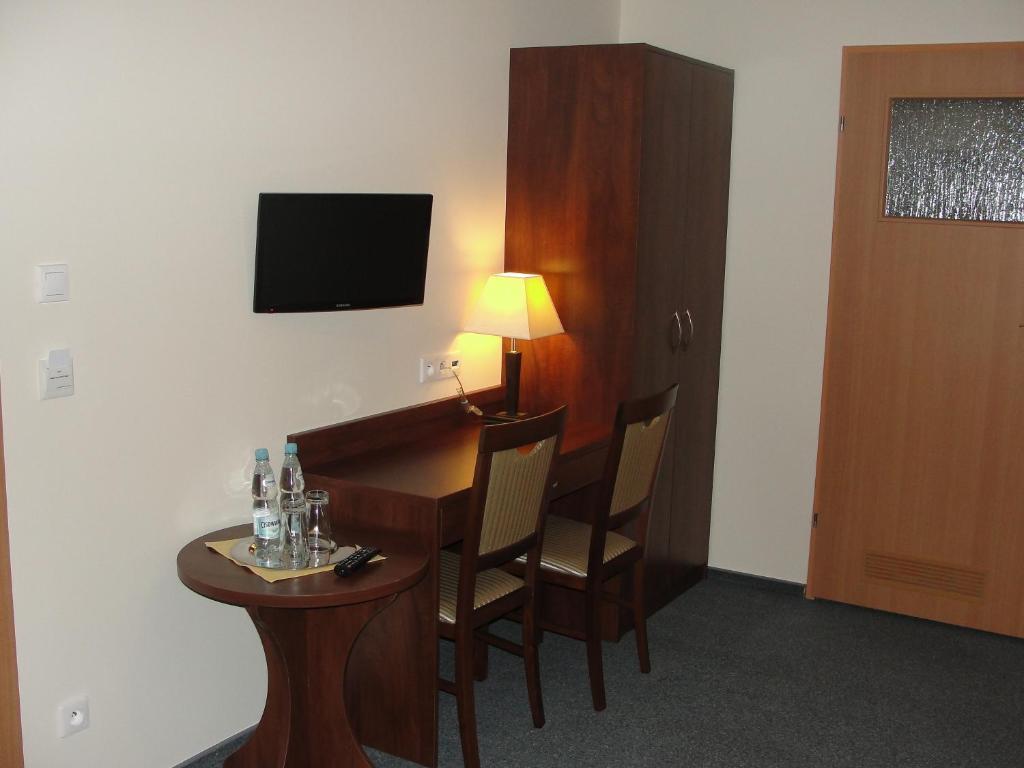 Hotel Panorama Ostrowiec Świętokrzyski Oda fotoğraf